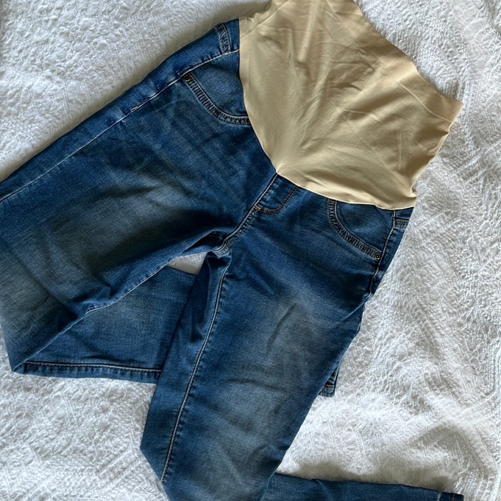 Maternity jeggings